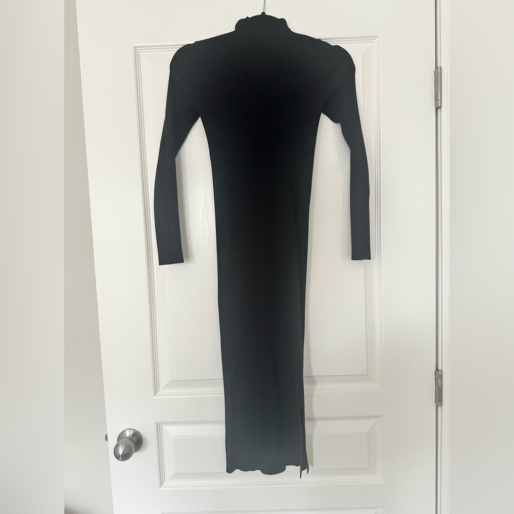 Vici Newtown Mock Neck Knit Midi Dress - Black SMALL